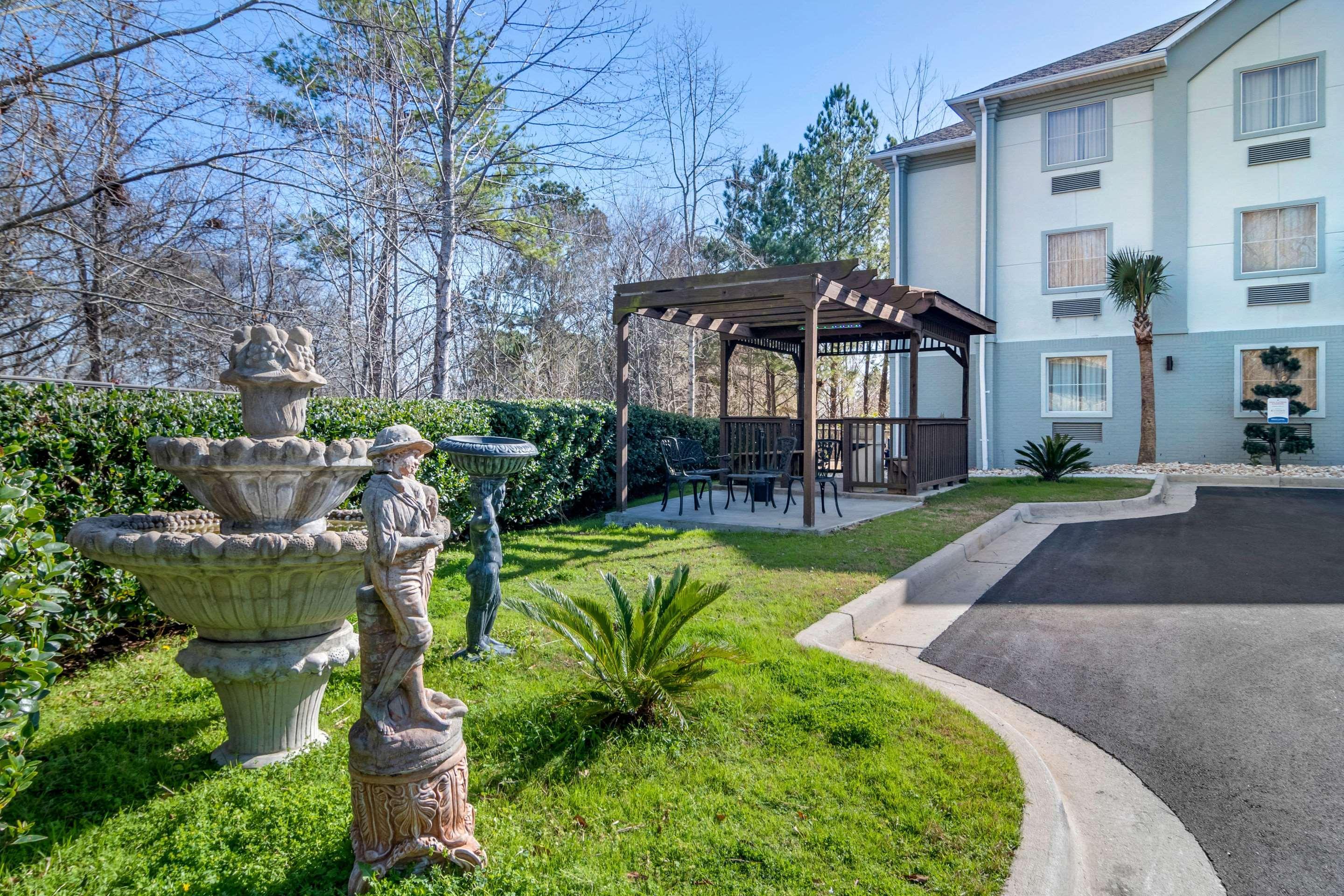 Comfort Inn & Suites Macon North I-75 Exterior photo