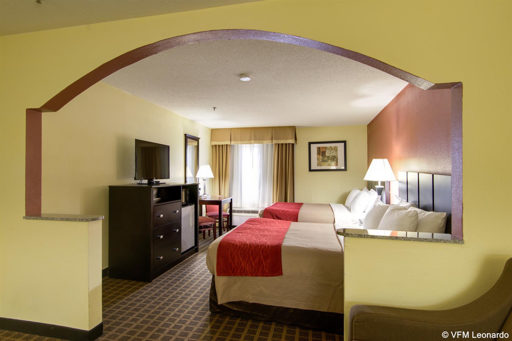 Comfort Inn & Suites Macon North I-75 Exterior photo