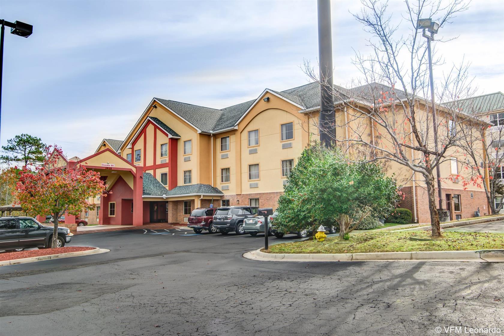 Comfort Inn & Suites Macon North I-75 Exterior photo